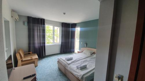 Imagen general del Hotel Saga. Foto 14