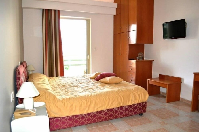 Imagen de la habitación del Hotel Saga, Poros. Foto 9