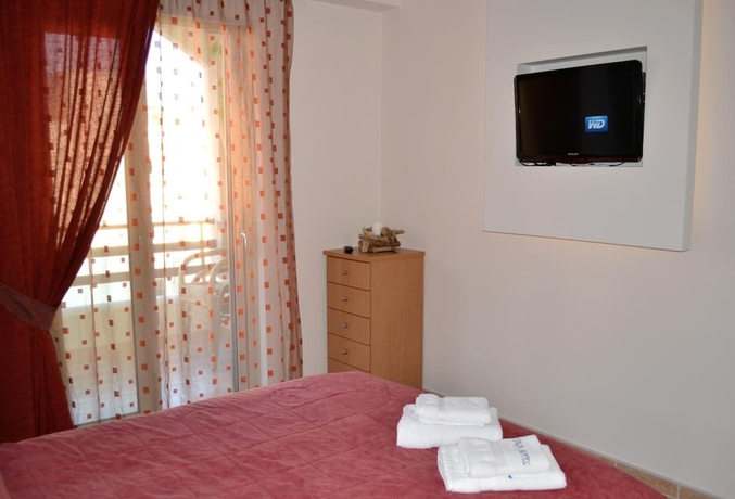 Imagen de la habitación del Hotel Saga, Poros. Foto 15