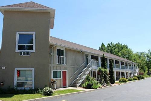 Imagen de la habitación del Hotel Saga Resort, Wasaga Beach. Foto 2
