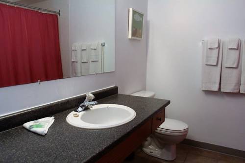 Imagen de la habitación del Hotel Saga Resort, Wasaga Beach. Foto 5