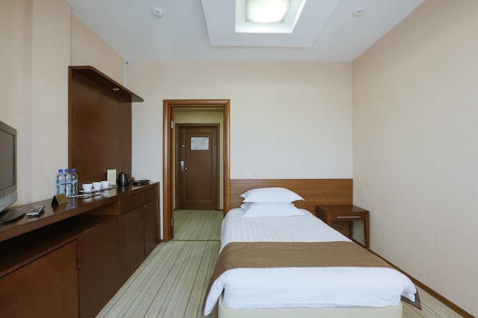 Imagen de la habitación del Hotel Sagaan Morin. Foto 9