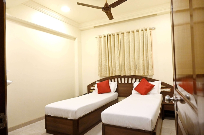 Imagen de la habitación del Hotel Sagar. Foto 4