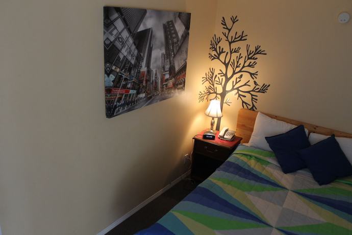 Imagen de la habitación del Hotel Sage Hills Motel. Foto 17