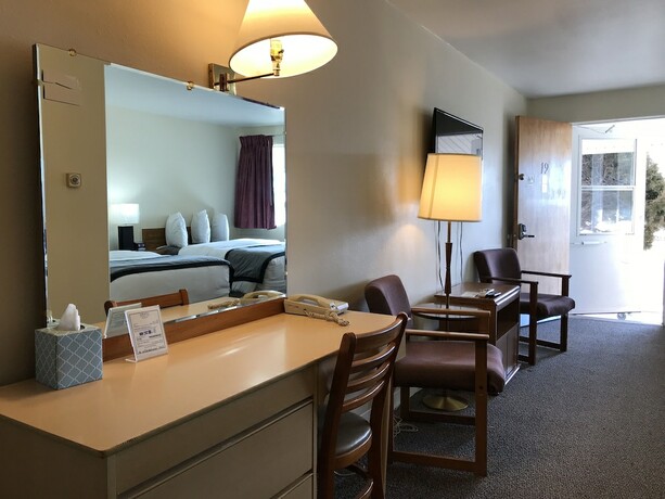 Imagen de la habitación del Hotel Sage Motel. Foto 16