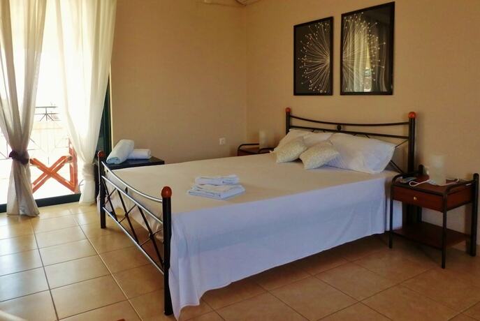 Imagen general del Hotel Sagini. Foto 9