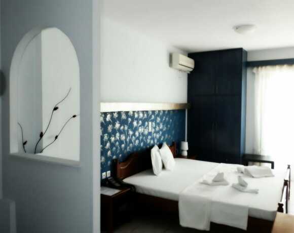 Imagen de la habitación del Hotel Sagini. Foto 19
