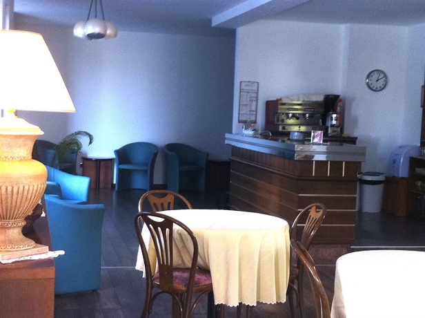 Imagen del bar/restaurante del Hotel Sagittario. Foto 3