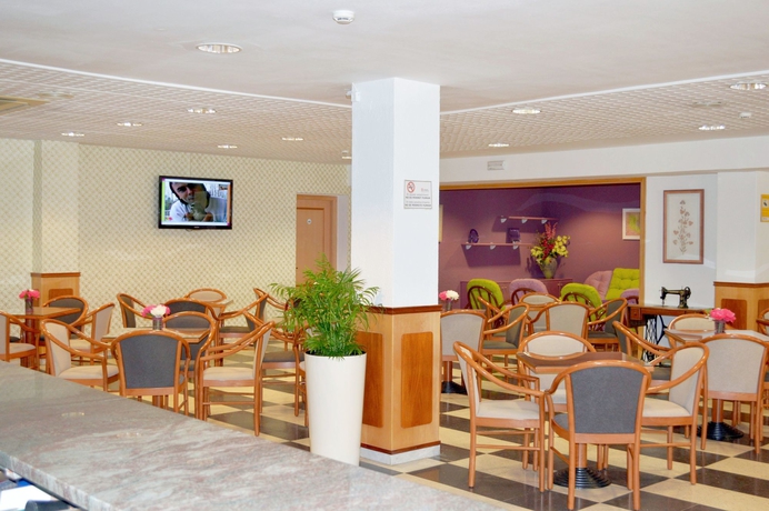 Imagen del bar/restaurante del Hotel S'agoita. Foto 3