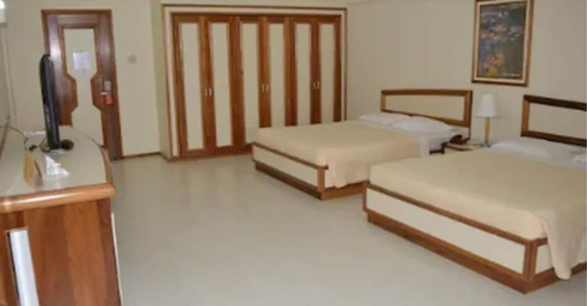 Imagen de la habitación del Hotel Sagres. Foto 12