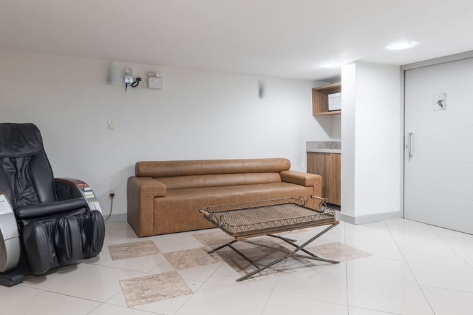 Imagen de los interiores del Hotel Sagres Praia. Foto 19