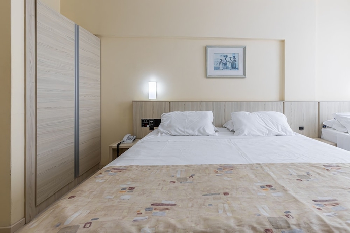 Imagen de la habitación del Hotel Sagres Praia. Foto 8