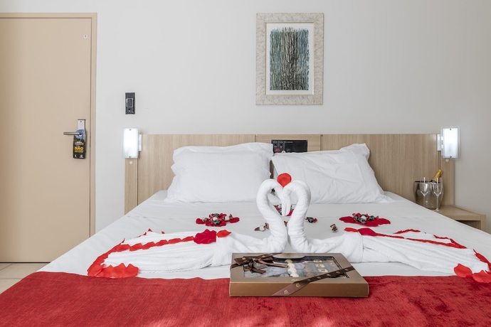 Imagen de la habitación del Hotel Sagres Praia. Foto 16