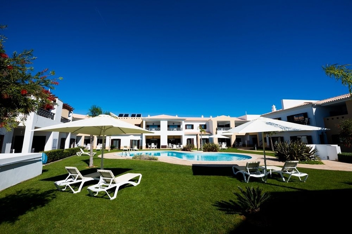 Imagen de los exteriores del Hotel Sagres Time Apartamentos. Foto 2