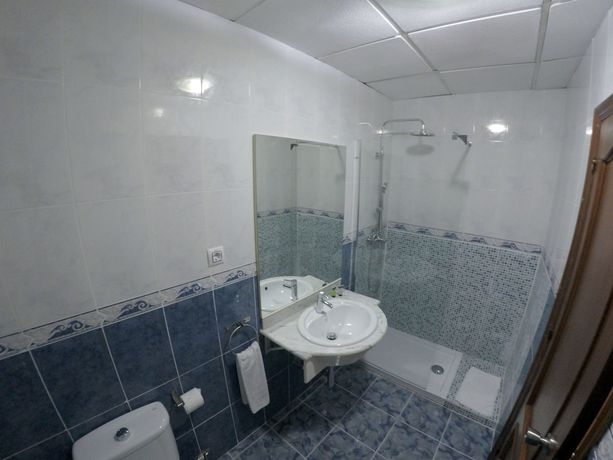 Imagen de la habitación del Hotel Sagunto. Foto 8