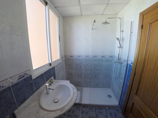 Imagen de la habitación del Hotel Sagunto. Foto 10