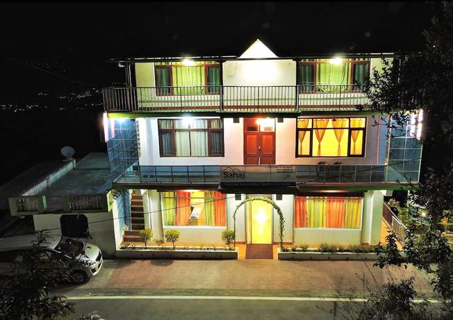Imagen de los exteriores del Hotel Sahaj. Foto 11