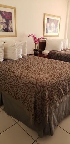 Imagen de la habitación del Hotel Sahara Beach Club. Foto 9