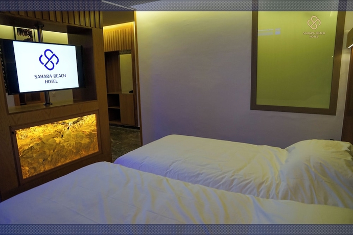 Imagen de la habitación del Hotel Sahara Beach. Foto 7