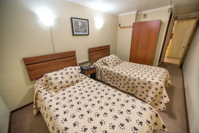 Imagen de la habitación del Hotel Sahara Inn. Foto 19