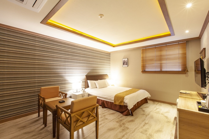 Imagen de la habitación del Hotel Sahara, Jeju. Foto 8