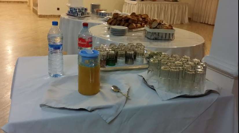 Imagen del bar/restaurante del Hotel Sahara Line. Foto 3