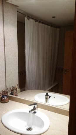 Imagen de la habitación del Hotel Sahara Line. Foto 14