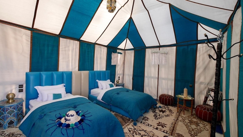 Imagen de la habitación del Hotel Sahara Magic Luxury Camp. Foto 12