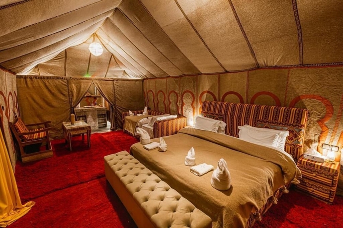 Imagen de la habitación del Hotel Sahara dunes Luxury Camp. Foto 4