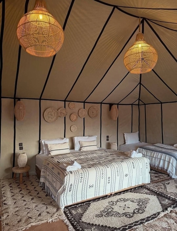 Imagen de la habitación del Hotel Sahara dunes Luxury Camp. Foto 11