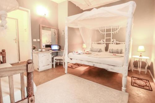 Imagen de la habitación del Hotel Sahari Zanzibar. Foto 8