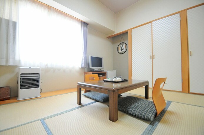 Imagen de la habitación del Hotel Saharin. Foto 27