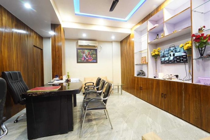 Imagen de los interiores del Hotel Saharsh Banquet Hall Ands. Foto 14