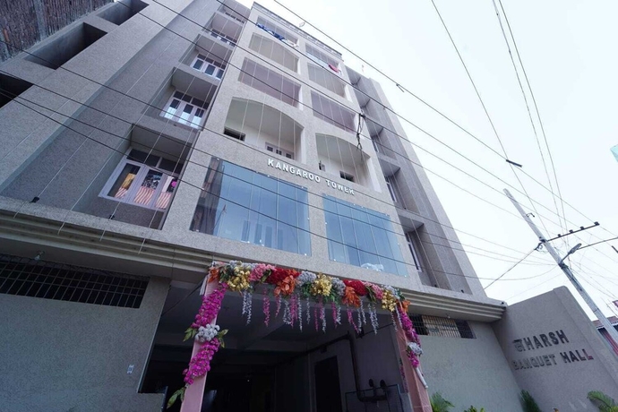 Imagen general del Hotel Saharsh Banquet Hall Ands. Foto 4