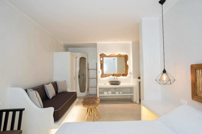 Imagen de la habitación del Hotel Sahas Suites. Foto 20