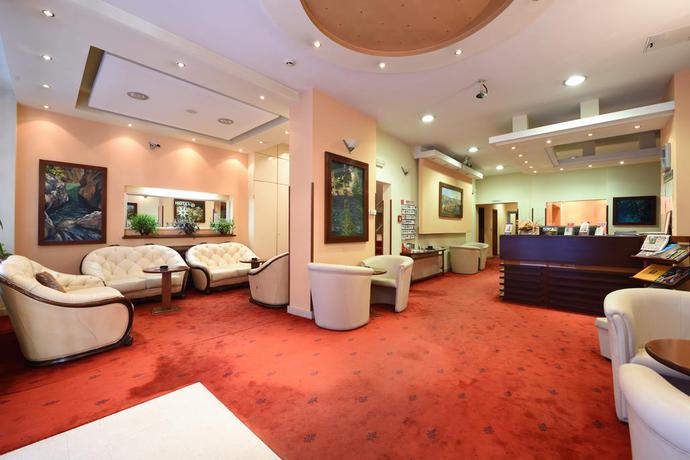 Imagen de los interiores del Hotel Sahat. Foto 15