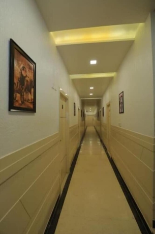 Imagen de la habitación del Hotel Sahibs Red Carpet. Foto 5