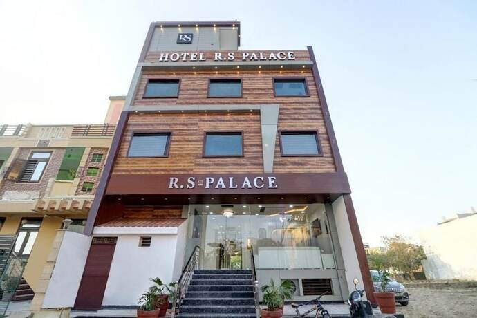 Imagen general del Hotel Sahibs Rs Palace. Foto 4