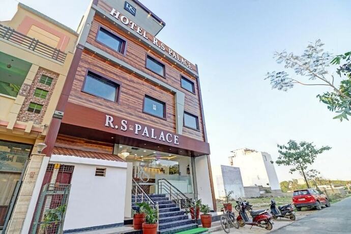Imagen general del Hotel Sahibs Rs Palace. Foto 6