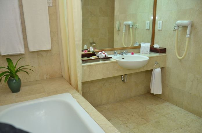 Imagen de la habitación del Hotel Sahid Jaya Solo. Foto 6