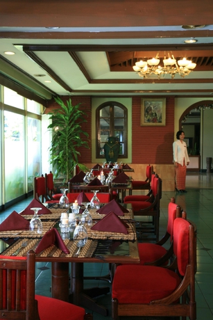 Imagen del bar/restaurante del Hotel Sahid Kawanua Manado. Foto 3