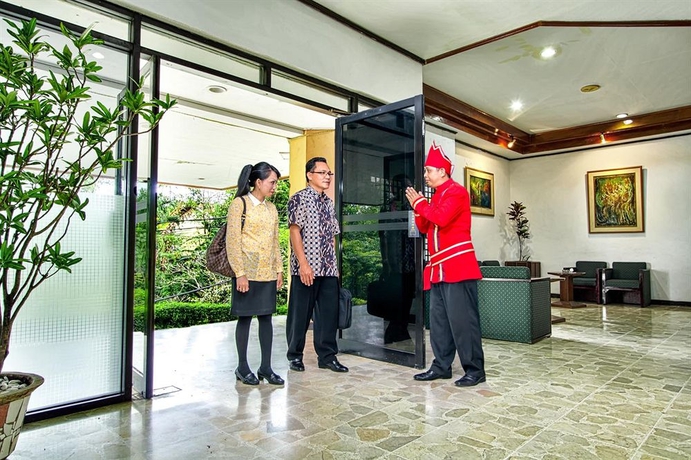 Imagen de los interiores del Hotel Sahid Manado. Foto 8