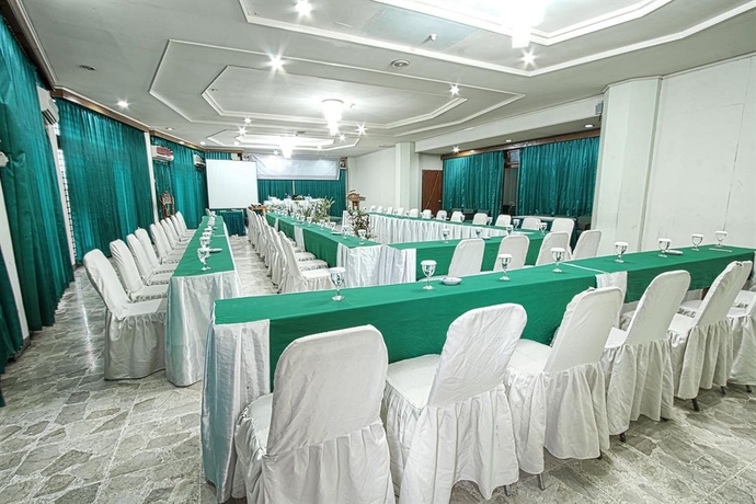 Imagen de los interiores del Hotel Sahid Manado. Foto 13