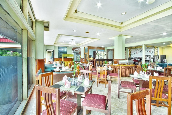 Imagen del bar/restaurante del Hotel Sahid Manado. Foto 2
