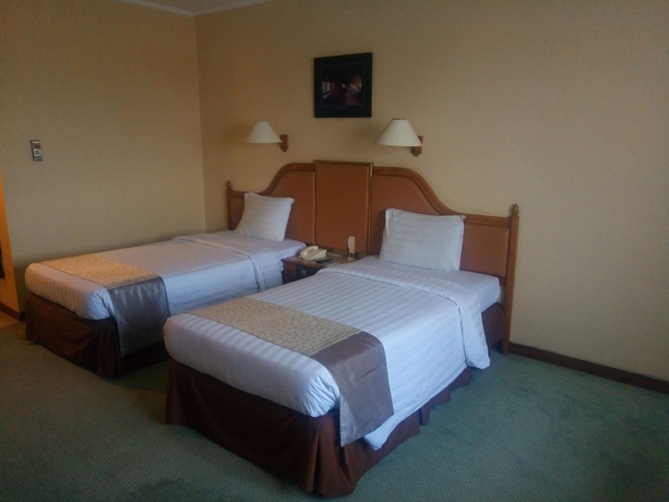 Imagen de la habitación del Hotel Sahid Raya and Convention Yogyakarta. Foto 4