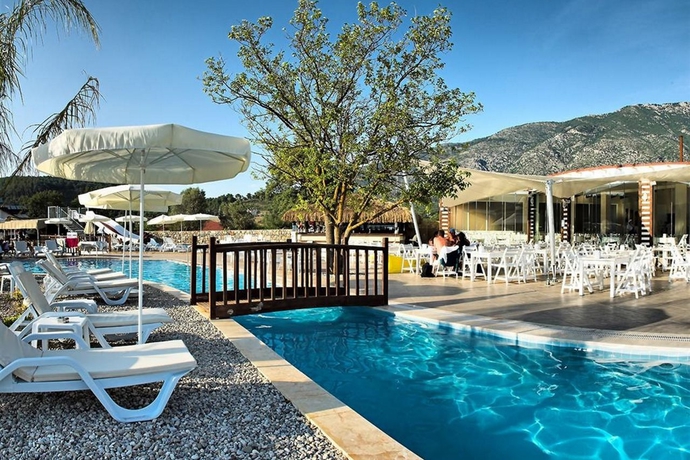 Imagen general del Hotel Sahra Su Holiday Village and Spa. Foto 4