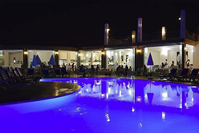 Imagen general del Hotel Sahra Su Holiday Village and Spa. Foto 8