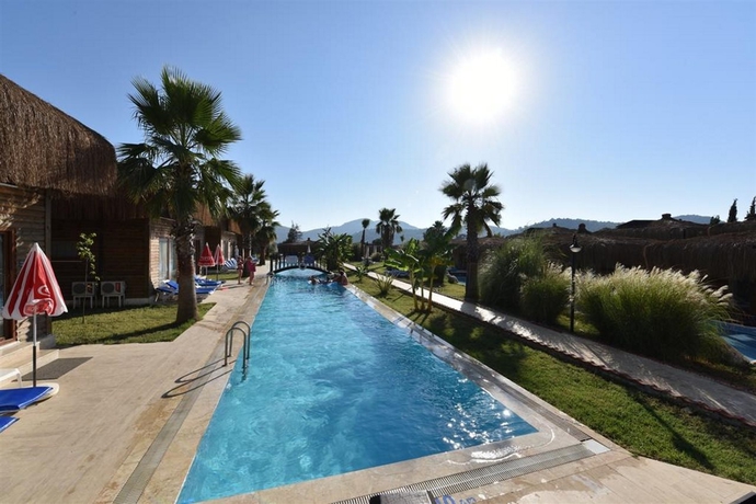 Imagen general del Hotel Sahra Su Holiday Village and Spa. Foto 9