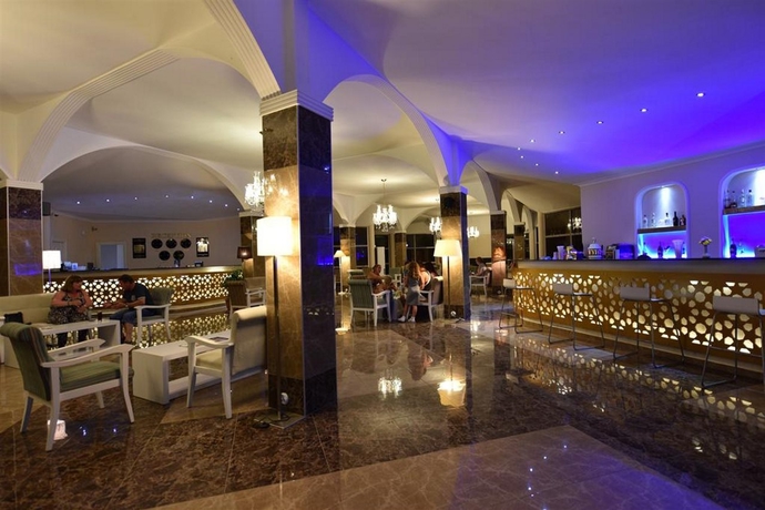 Imagen general del Hotel Sahra Su Holiday Village and Spa. Foto 13