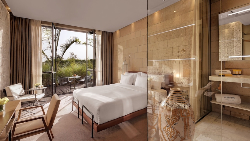 Imagen de la habitación del Hotel Sahrai. Foto 15